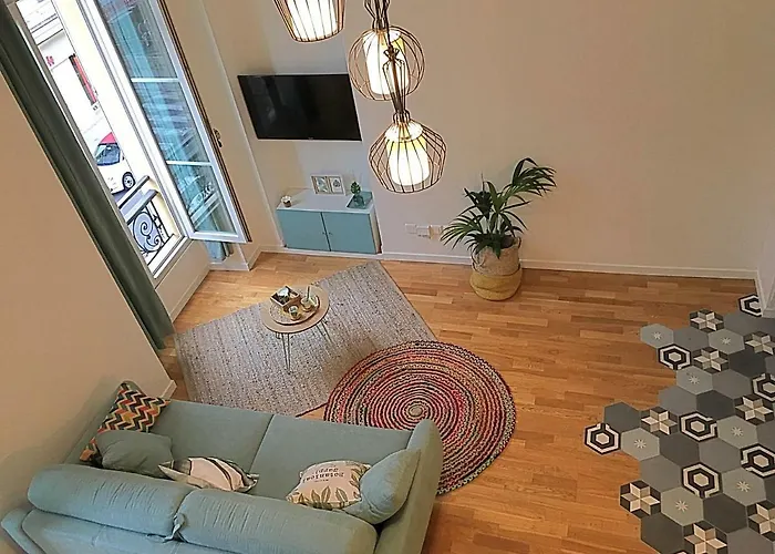 Apartment Homelivia, Frida, Mezzanine, Deco Raffinee Et Balcon *