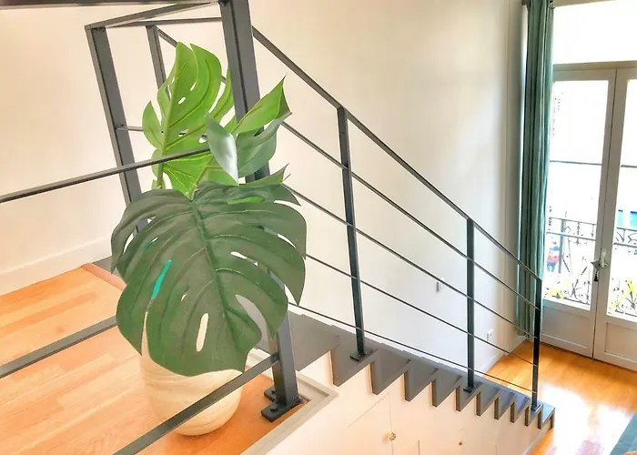 Homelivia, Frida, Mezzanine, Deco Raffinee Et Balcon